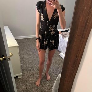 Urban outfitters romper. Never been worn. Size XS